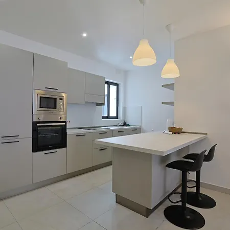 Swieqi Malaika New 4 Is-Swieqi