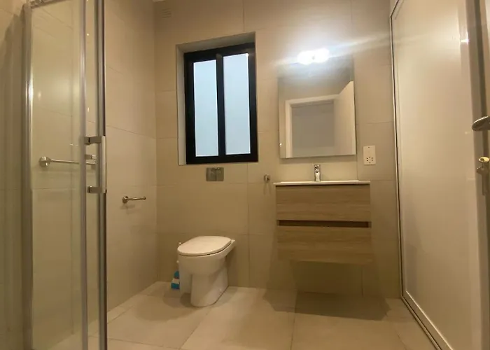 Swieqi Malaika New 4 *
