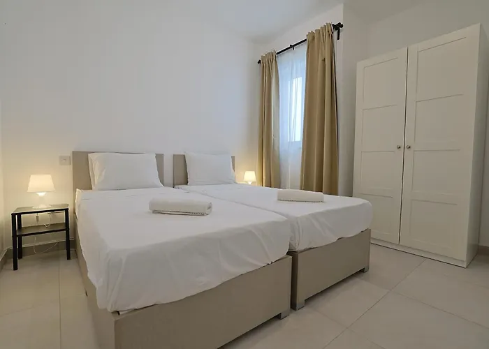 Swieqi Malaika New 4 Appartement *